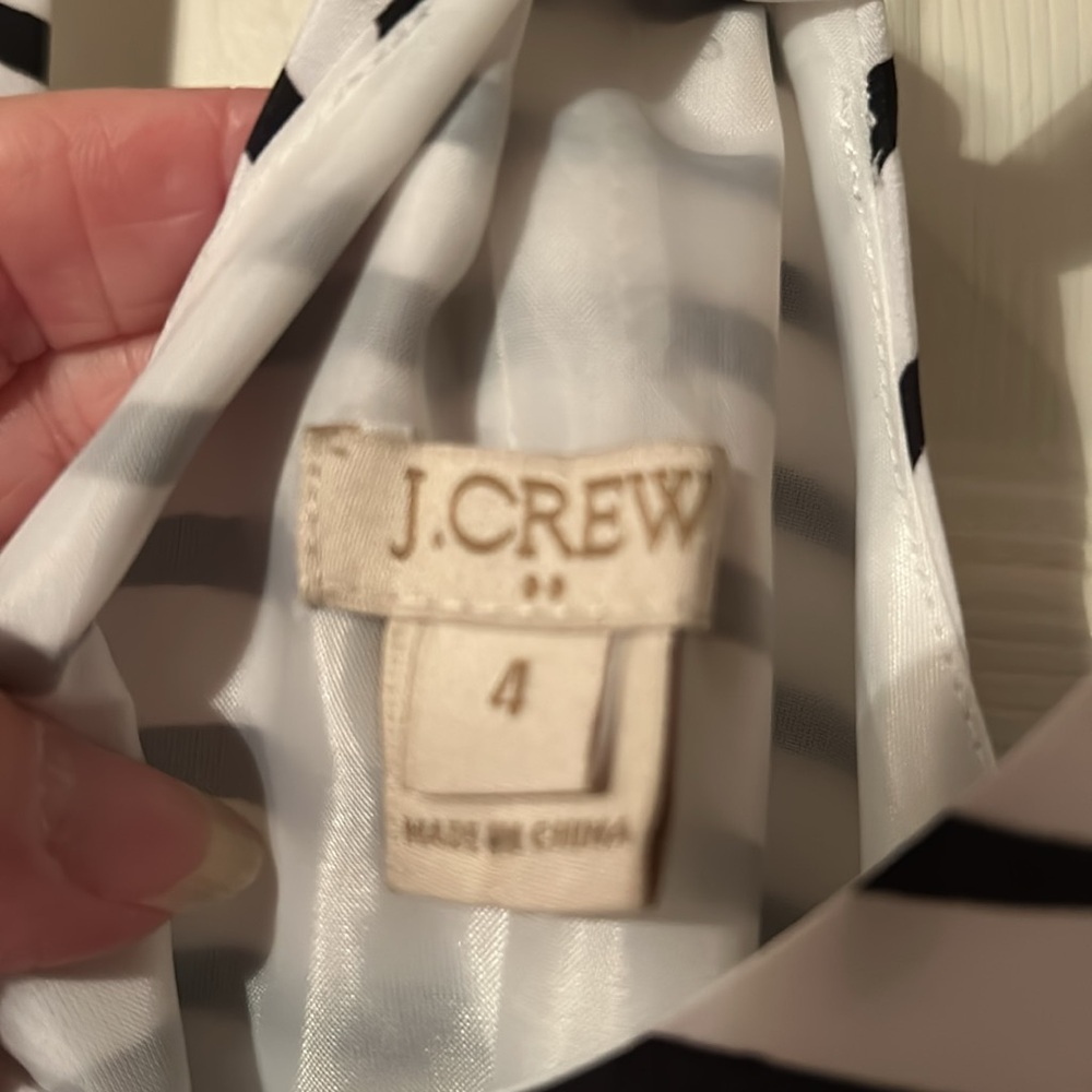 J Crew sz 4 Black/White Racerback  Lined Sheath Dress. underarm Zipper. - Picture 2 of 6